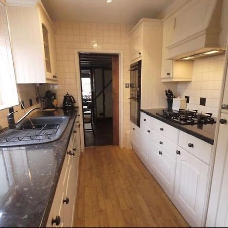 3Bedroom Beautiful Cottage Cheshunt Bagian luar foto