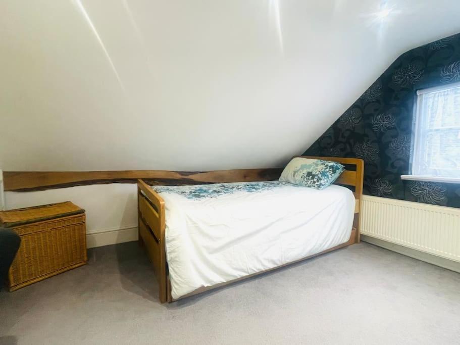 3Bedroom Beautiful Cottage Cheshunt Bagian luar foto