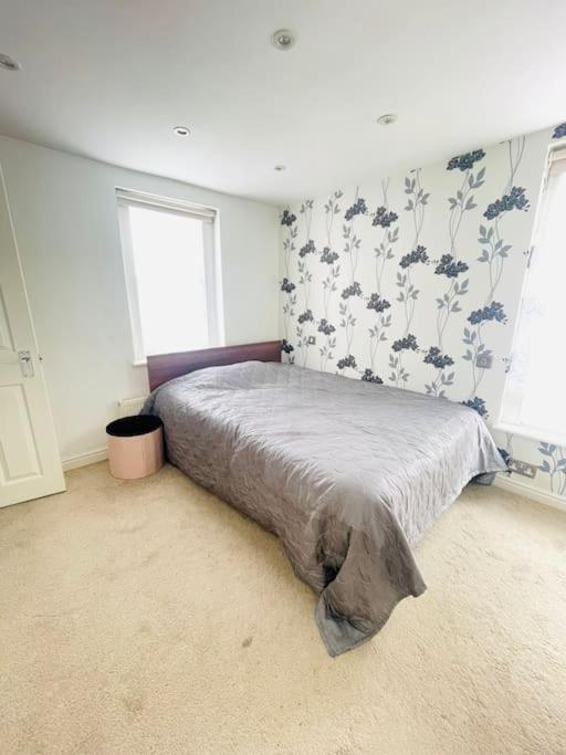 3Bedroom Beautiful Cottage Cheshunt Bagian luar foto